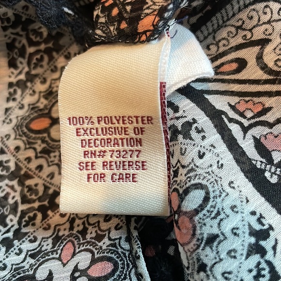 Mudd sheer blouse - Picture 9 of 9